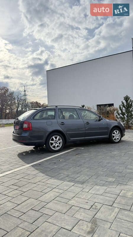 Универсал Skoda Octavia 2011 в Луцке