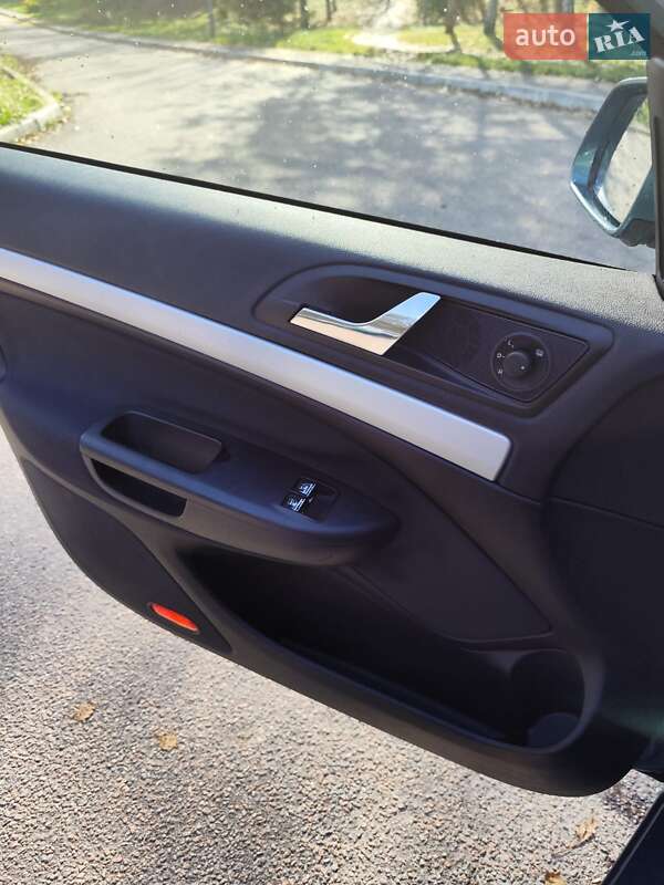 Лифтбек Skoda Octavia 2005 в Полтаве