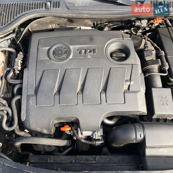 Универсал Skoda Octavia 2012 в Мироновке