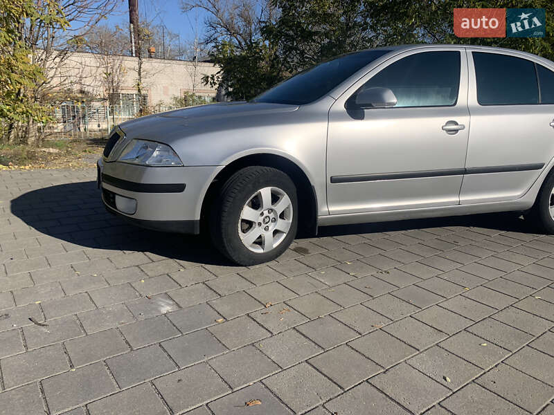 Лифтбек Skoda Octavia 2008 в Кременчуге