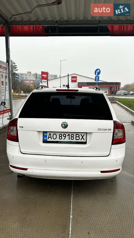 Универсал Skoda Octavia 2012 в Мукачево