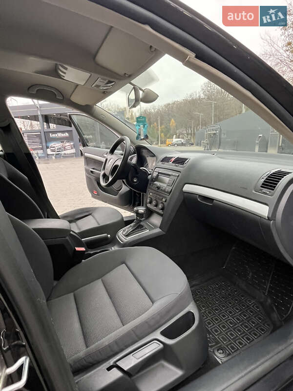 Универсал Skoda Octavia 2005 в Дрогобыче