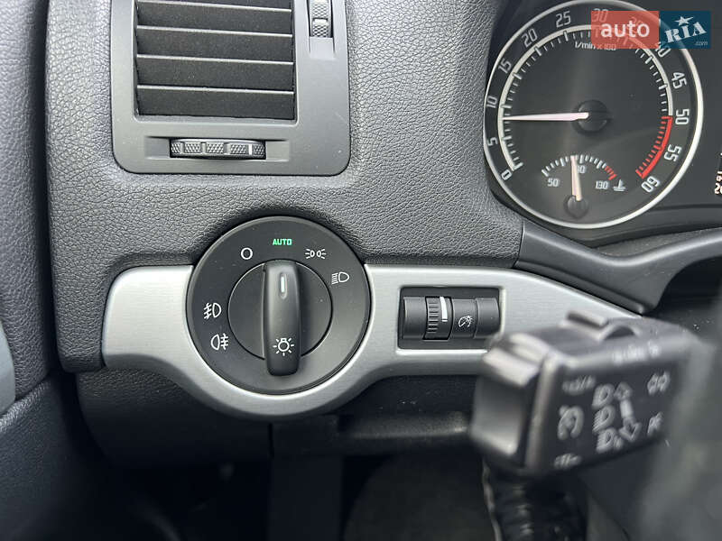 Универсал Skoda Octavia 2010 в Луцке