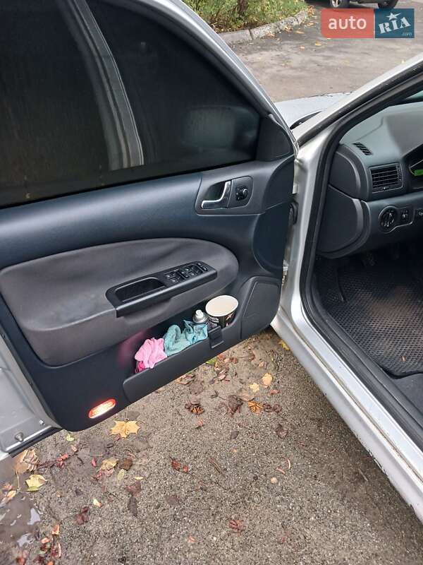 Ліфтбек Skoda Octavia 2001 в Василькові