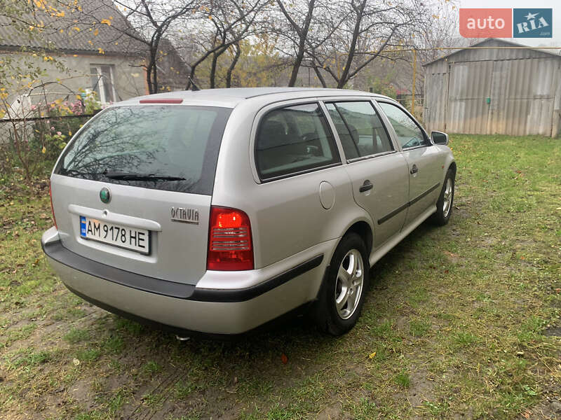 Универсал Skoda Octavia 1999 в Житомире