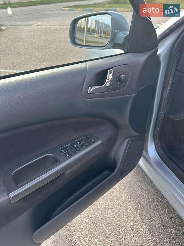 Лифтбек Skoda Octavia 2002 в Харькове фото 39 Лифтбек Skoda Octavia 2002 в Харькове