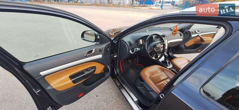 Универсал Skoda Octavia 2009 в Киеве фото 10 Универсал Skoda Octavia 2009 в Киеве