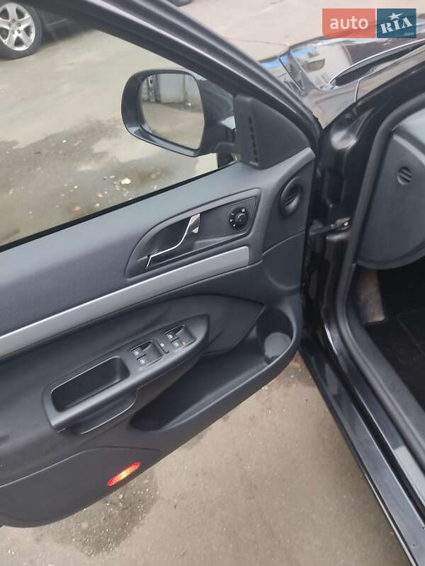 Универсал Skoda Octavia 2009 в Киеве фото 3 Универсал Skoda Octavia 2009 в Киеве