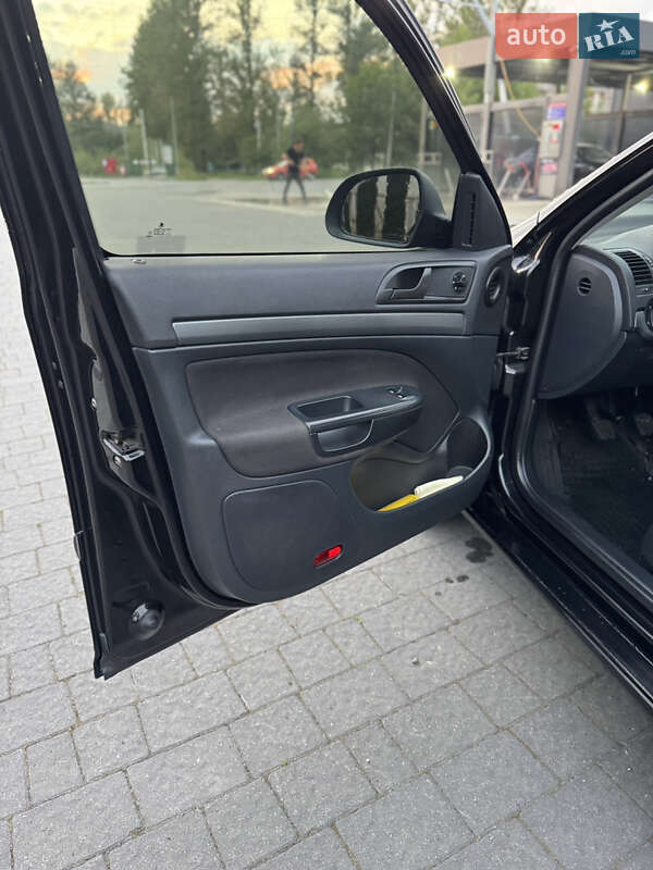 Универсал Skoda Octavia 2011 в Надворной фото 35 Универсал Skoda Octavia 2011 в Надворной