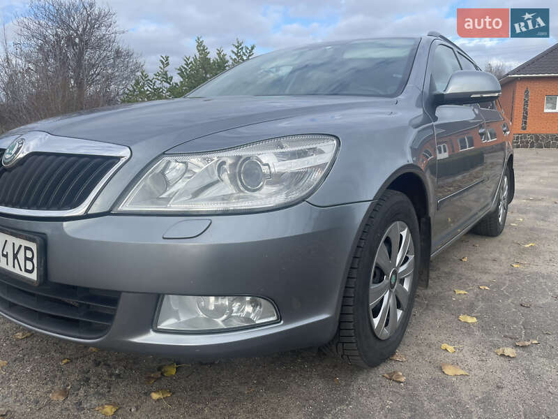 Универсал Skoda Octavia 2012 в Шполе