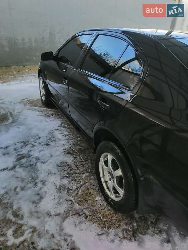 Лифтбек Skoda Octavia 2008 в Косове