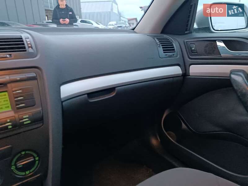 Лифтбек Skoda Octavia 2004 в Львове фото 18 Лифтбек Skoda Octavia 2004 в Львове