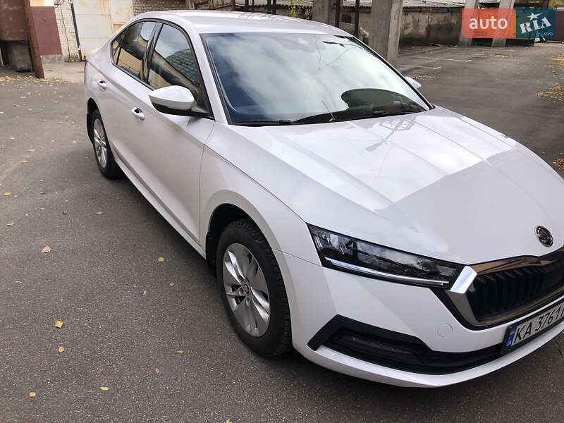 Лифтбек Skoda Octavia 2022 в Киеве фото 2 Лифтбек Skoda Octavia 2022 в Киеве