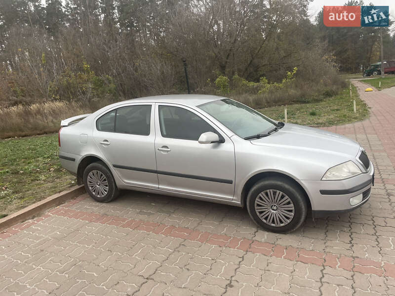 Лифтбек Skoda Octavia 2008 в Обухове фото 2 Лифтбек Skoda Octavia 2008 в Обухове