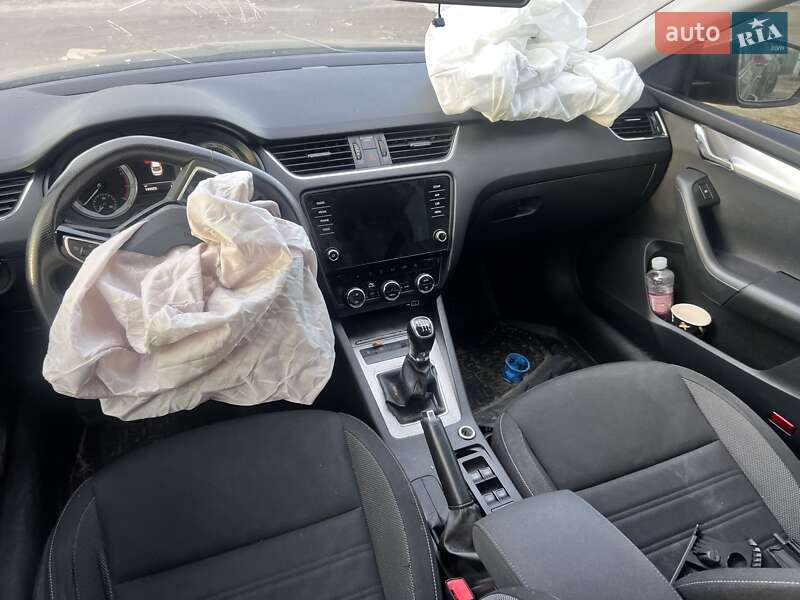 Лифтбек Skoda Octavia 2019 в Киеве