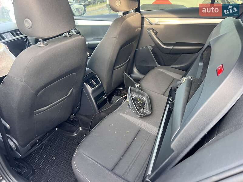 Лифтбек Skoda Octavia 2019 в Киеве