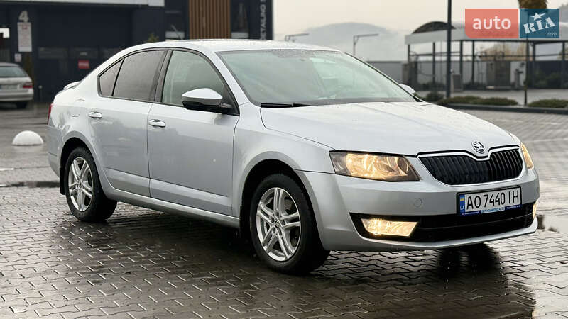 Лифтбек Skoda Octavia 2013 в Хусте