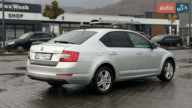 Лифтбек Skoda Octavia 2013 в Хусте