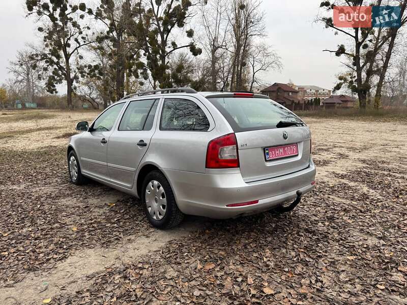 Универсал Skoda Octavia 2009 в Полтаве