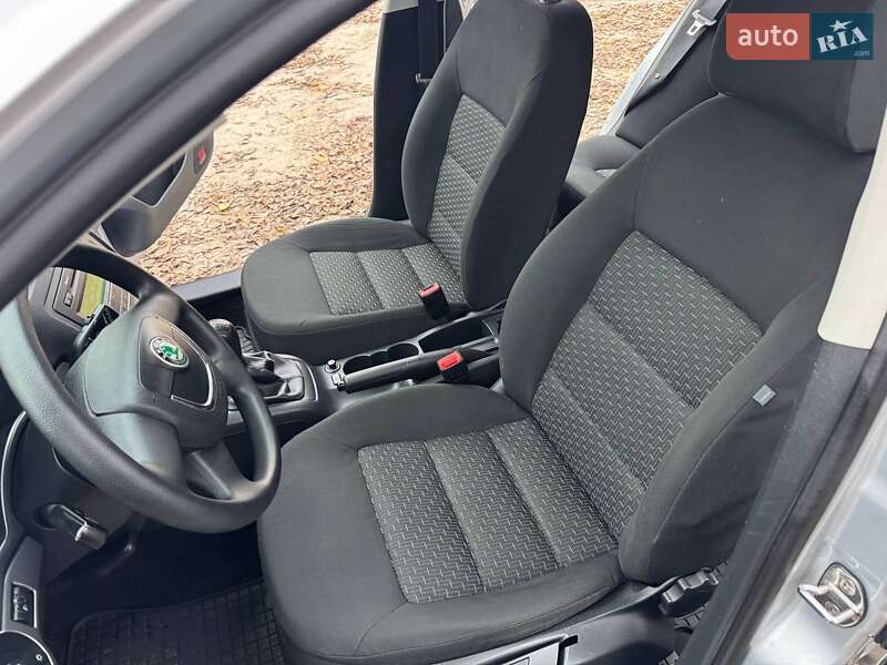 Универсал Skoda Octavia 2009 в Полтаве