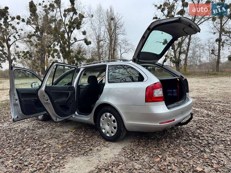 Универсал Skoda Octavia 2009 в Полтаве