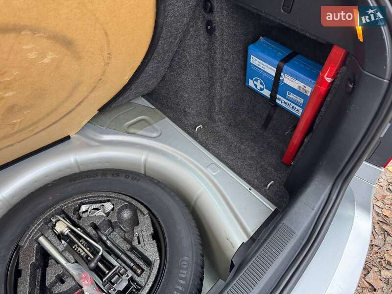 Универсал Skoda Octavia 2009 в Полтаве