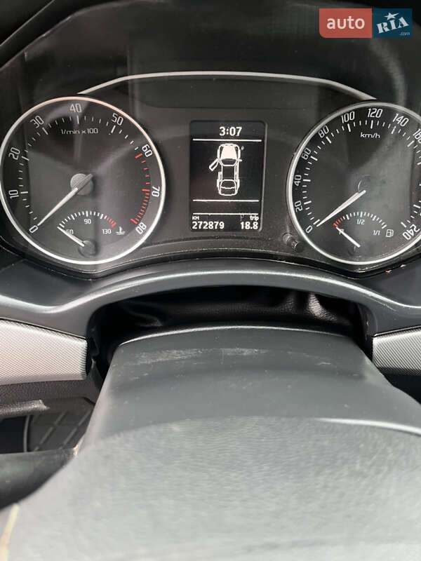 Универсал Skoda Octavia 2010 в Львове фото 73 Универсал Skoda Octavia 2010 в Львове