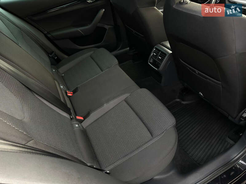 Универсал Skoda Octavia 2021 в Луцке фото 23 Универсал Skoda Octavia 2021 в Луцке