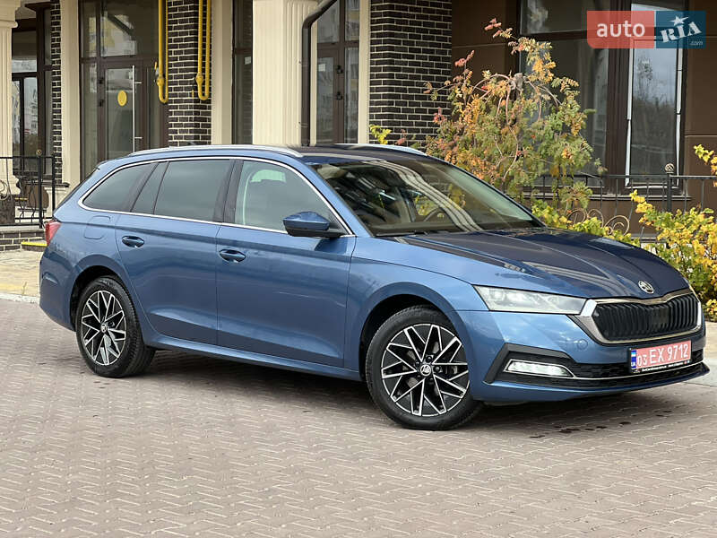 Универсал Skoda Octavia 2021 в Киеве