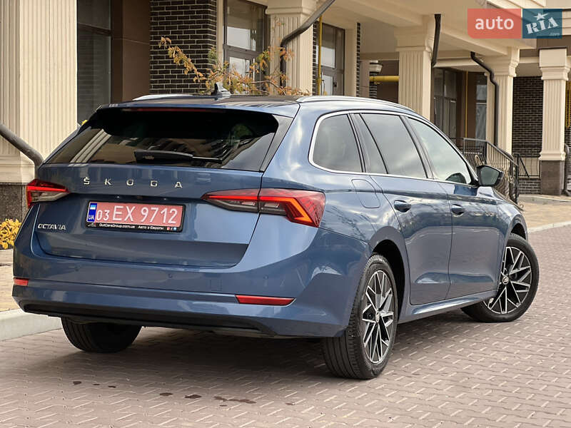 Универсал Skoda Octavia 2021 в Киеве