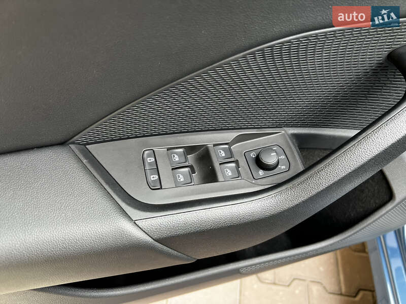 Универсал Skoda Octavia 2021 в Киеве