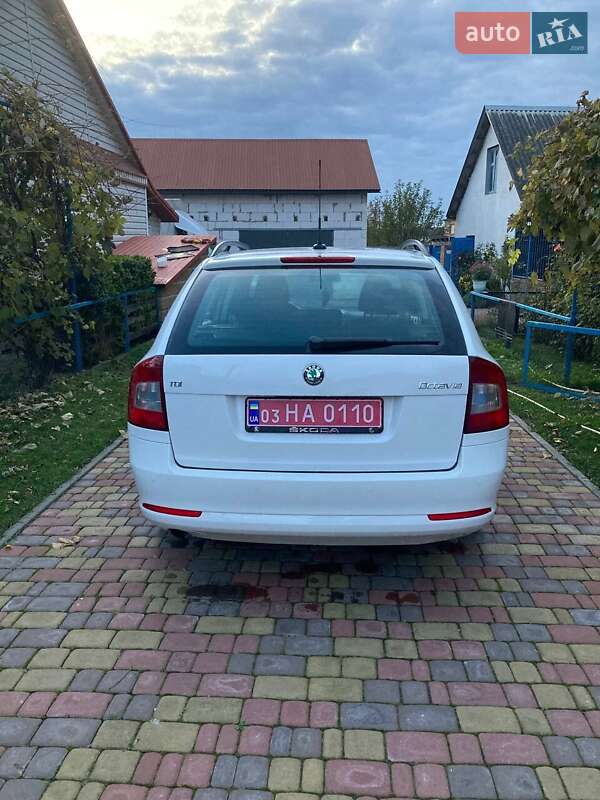 Универсал Skoda Octavia 2012 в Ровно фото 4 Универсал Skoda Octavia 2012 в Ровно