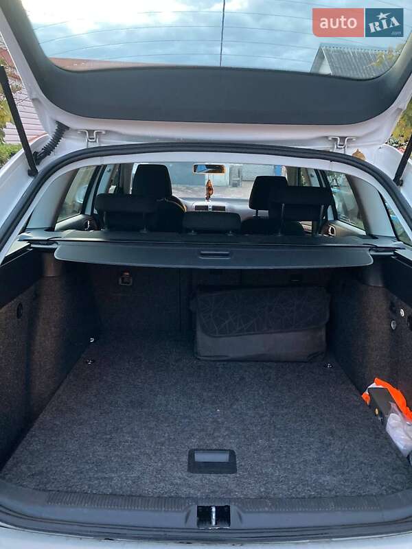 Универсал Skoda Octavia 2012 в Ровно фото 7 Универсал Skoda Octavia 2012 в Ровно