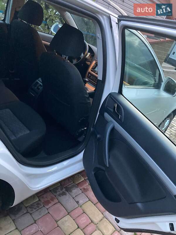 Универсал Skoda Octavia 2012 в Ровно фото 11 Универсал Skoda Octavia 2012 в Ровно