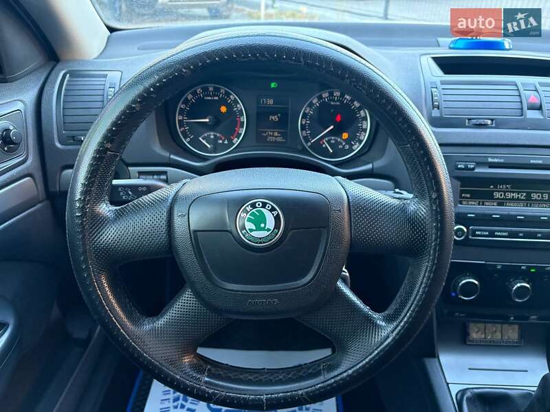 Лифтбек Skoda Octavia 2010 в Виннице