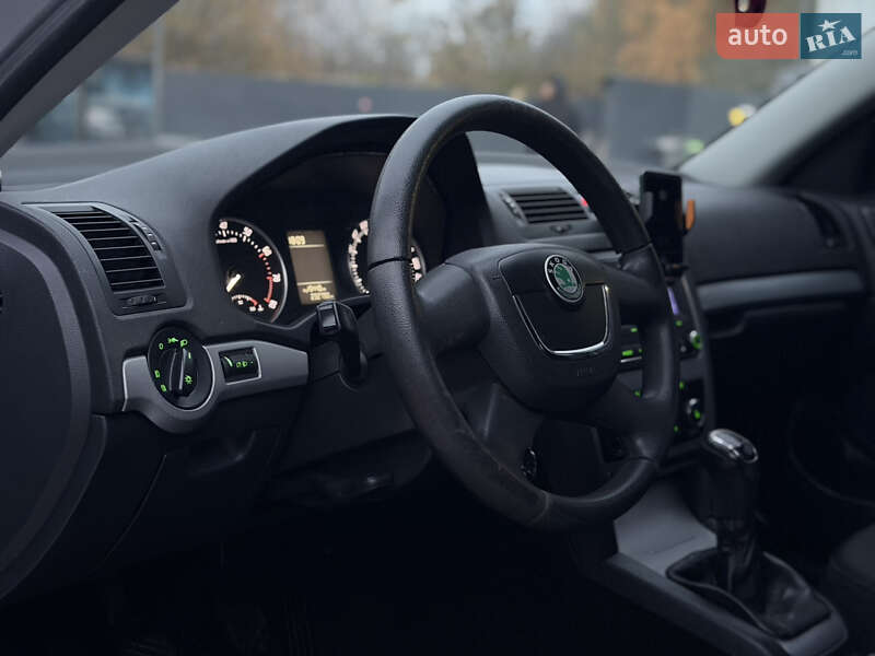 Универсал Skoda Octavia 2011 в Львове