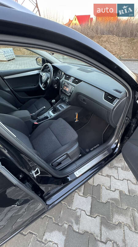 Универсал Skoda Octavia 2015 в Луцке фото 25 Универсал Skoda Octavia 2015 в Луцке