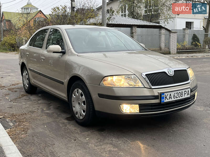 Лифтбек Skoda Octavia 2005 в Киеве