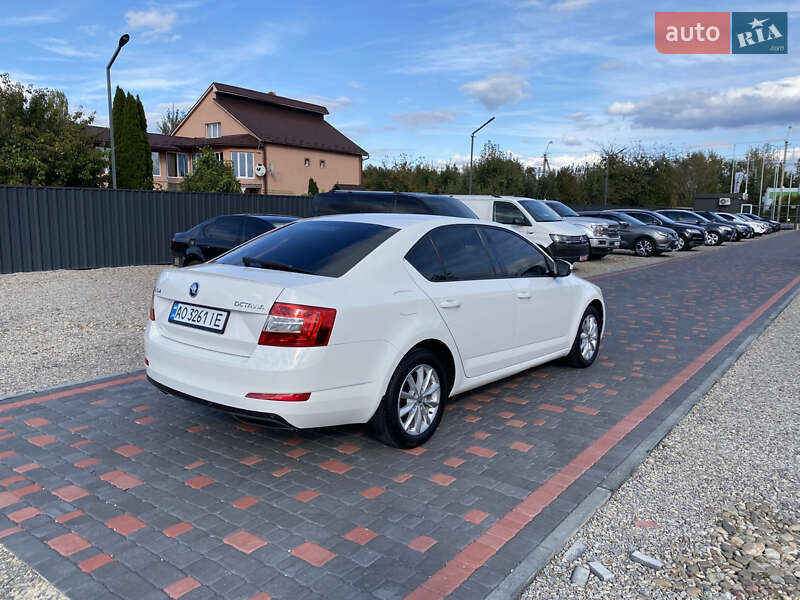 Лифтбек Skoda Octavia 2016 в Виноградове