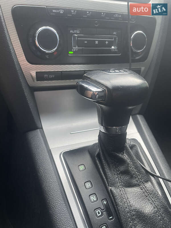 Лифтбек Skoda Octavia 2010 в Киеве фото 13 Лифтбек Skoda Octavia 2010 в Киеве