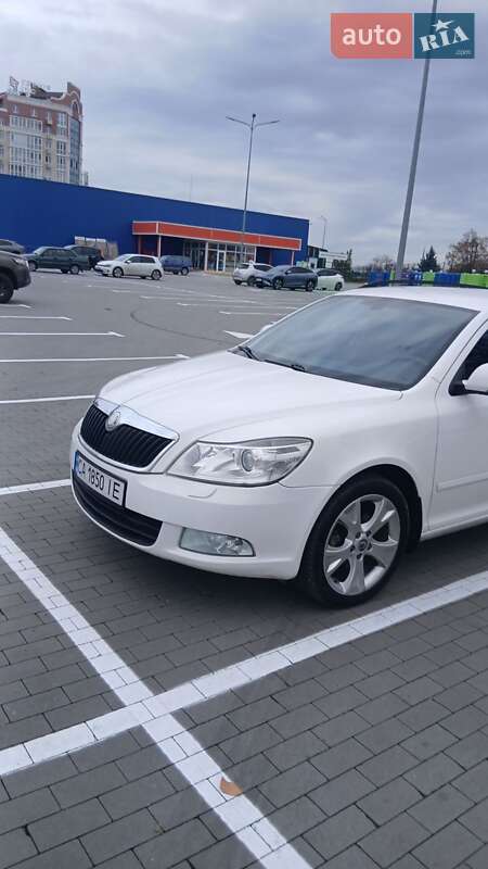 Универсал Skoda Octavia 2010 в Умани