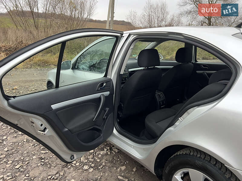 Лифтбек Skoda Octavia 2007 в Тернополе фото 19 Лифтбек Skoda Octavia 2007 в Тернополе