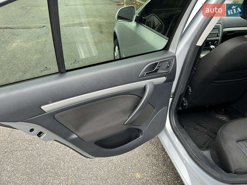 Лифтбек Skoda Octavia 2012 в Киеве