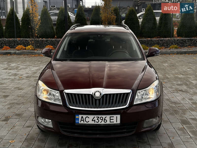 Универсал Skoda Octavia 2009 в Луцке фото 2 Универсал Skoda Octavia 2009 в Луцке