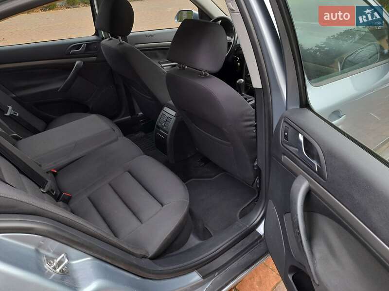 Ліфтбек Skoda Octavia 2004 в Жовкві фото 36 Ліфтбек Skoda Octavia 2004 в Жовкві