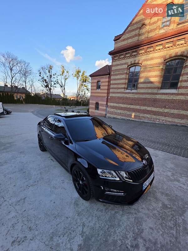 Лифтбек Skoda Octavia 2017 в Львове