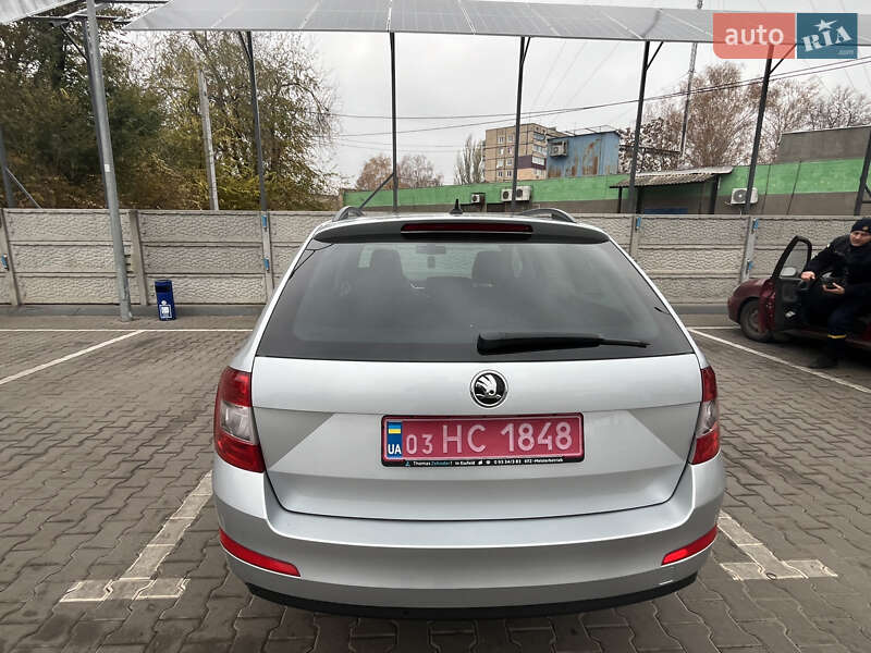 Универсал Skoda Octavia 2015 в Кривом Роге