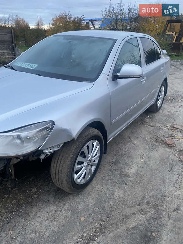Лифтбек Skoda Octavia 2010 в Изюме фото 2 Лифтбек Skoda Octavia 2010 в Изюме