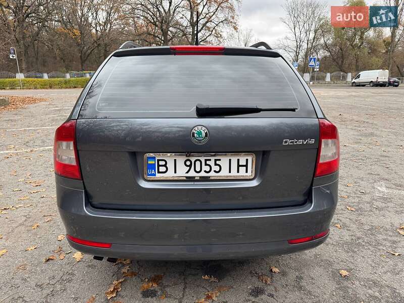 Універсал Skoda Octavia 2011 в Шишаках