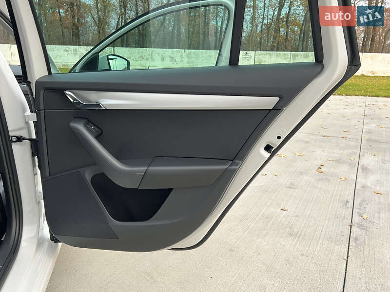 Универсал Skoda Octavia 2020 в Луцке